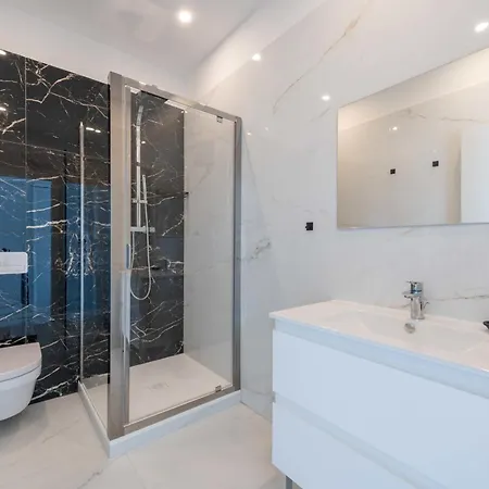 Apartament 3-br Floor South-facing Balcony Cannes