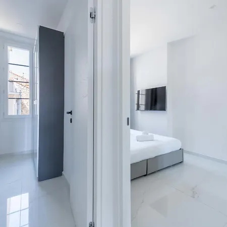 Apartment 3-br Floor South-facing Balcony Cannes